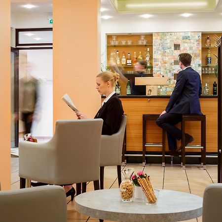 Messehotel Koeln-Deutz Екстер'єр фото