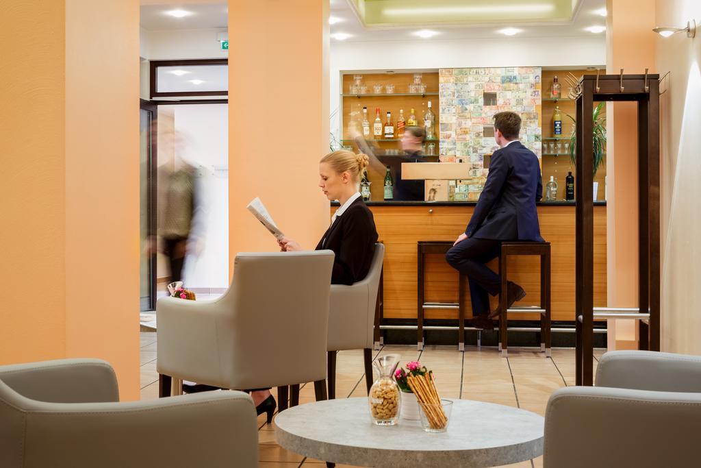 Messehotel Koeln-Deutz Екстер'єр фото