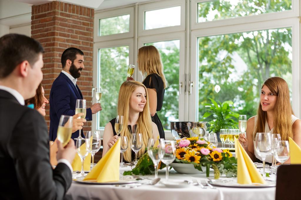 Messehotel Koeln-Deutz Екстер'єр фото
